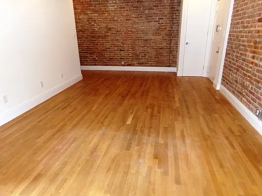 Rented by PMG Real Estate  | media 29