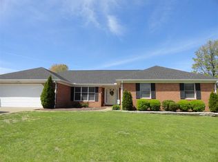 1708 Greenbrier Cir, Mount Vernon, IN 47620