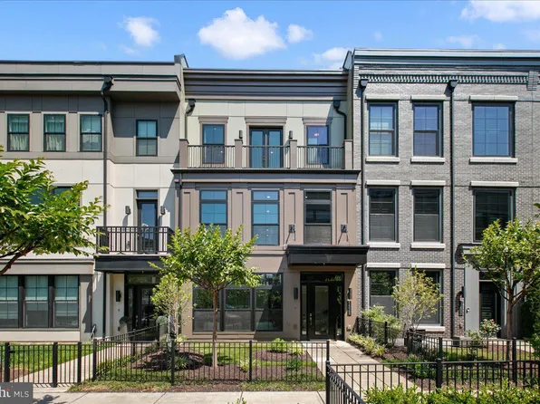 44645 Danvers Ter, Ashburn, VA 20147