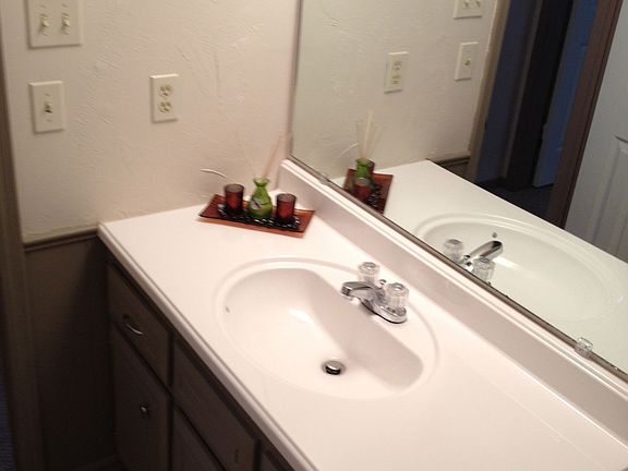 4th image of 2645 Michael Dr