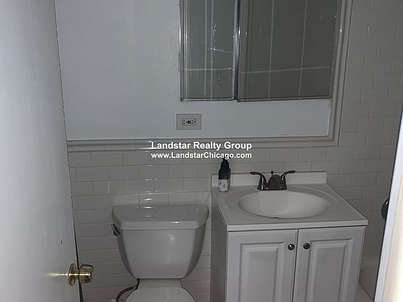 2nd image of 8548 Skokie Blvd #I2