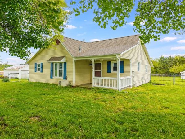 383 NW 1201st Rd, Holden, MO 64040