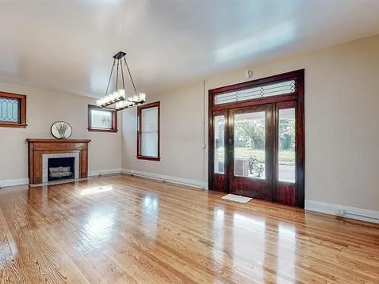 1507 Jefferson St — Photo 20