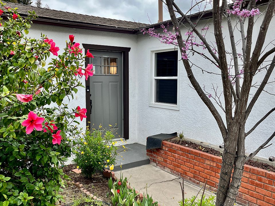 1st image of 2710 Cypress Ave