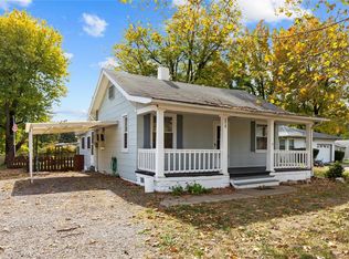 9910 North Rd, Fairview heights, IL 62208