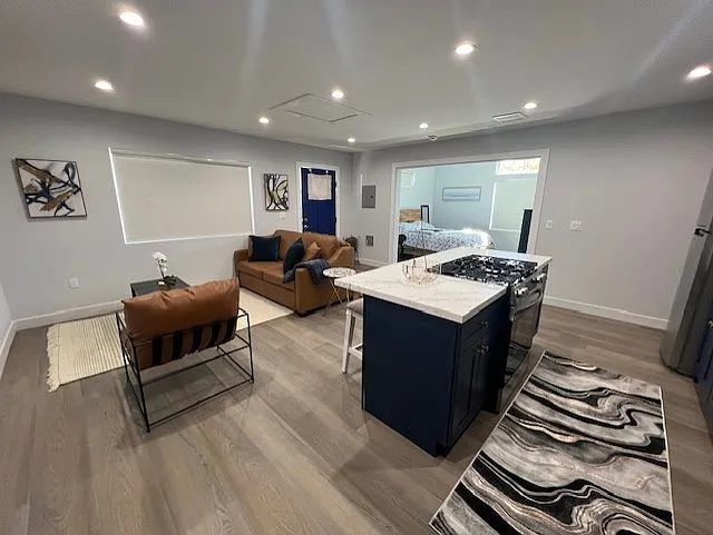 1 bed, 553 sqft, $2,900 — Photo 1