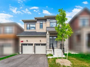 37 Periwinkle Rd, Springwater, ON L9X2C8