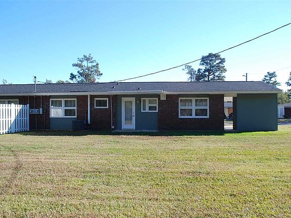 3rd image of 811 Pampas Dr. #811