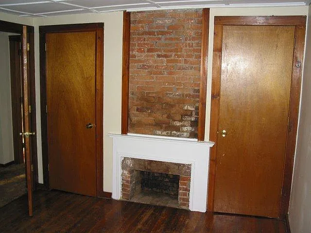 104 S Water St #B — Photo 7