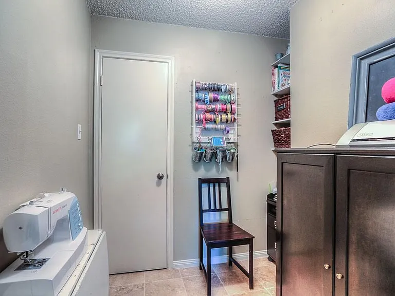 24 Edgewood Forest Ct — Photo 19