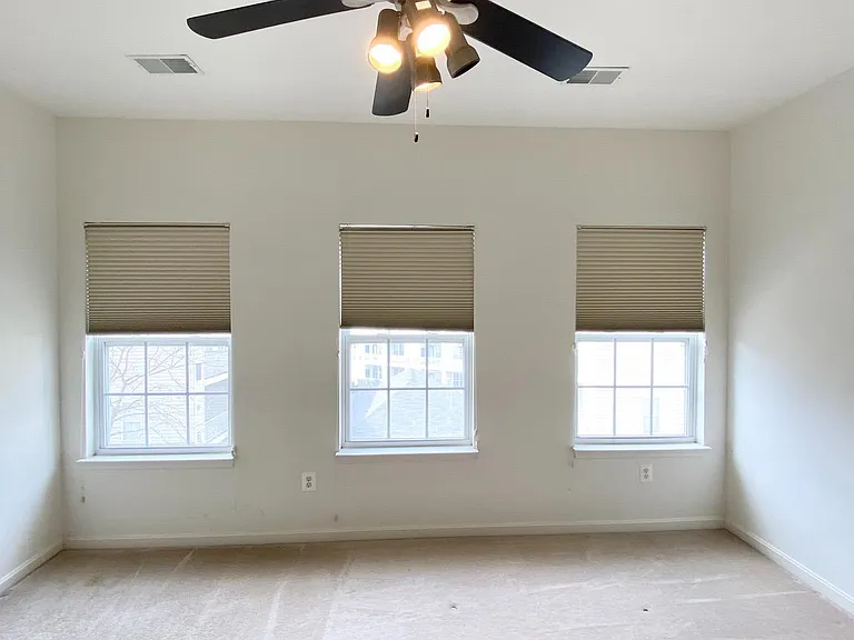 2663 Manhattan Pl #304 — Photo 38
