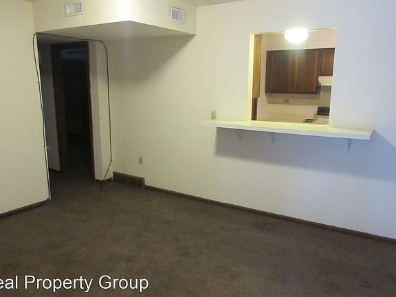 3rd image of 411 S William St #4606512