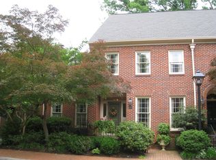 138 Cherokee Rd, Charlotte, NC 28207