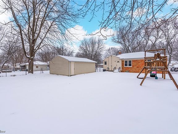 5th image of 37741 Caroline Dr
