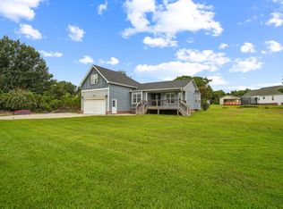 1270 Old School Rd, Four Oaks, NC 27524