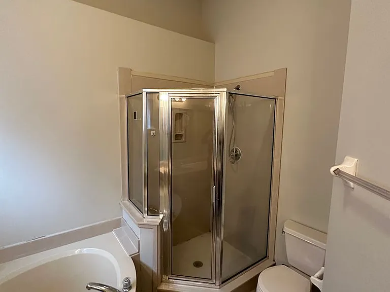 10144 Lynham Dr — Photo 11