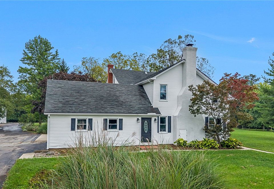 1st image of 2584 Trebein Rd