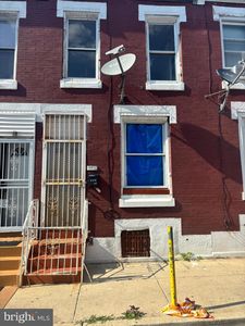 907 W Silver St, Philadelphia, PA, 19133