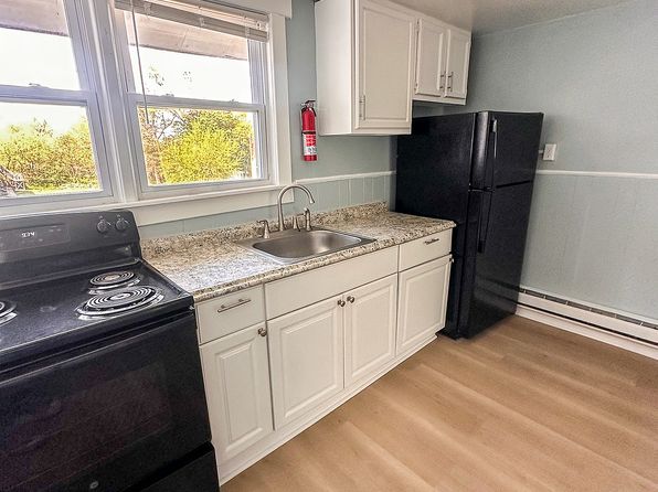 401-409 Elizabeth Ave