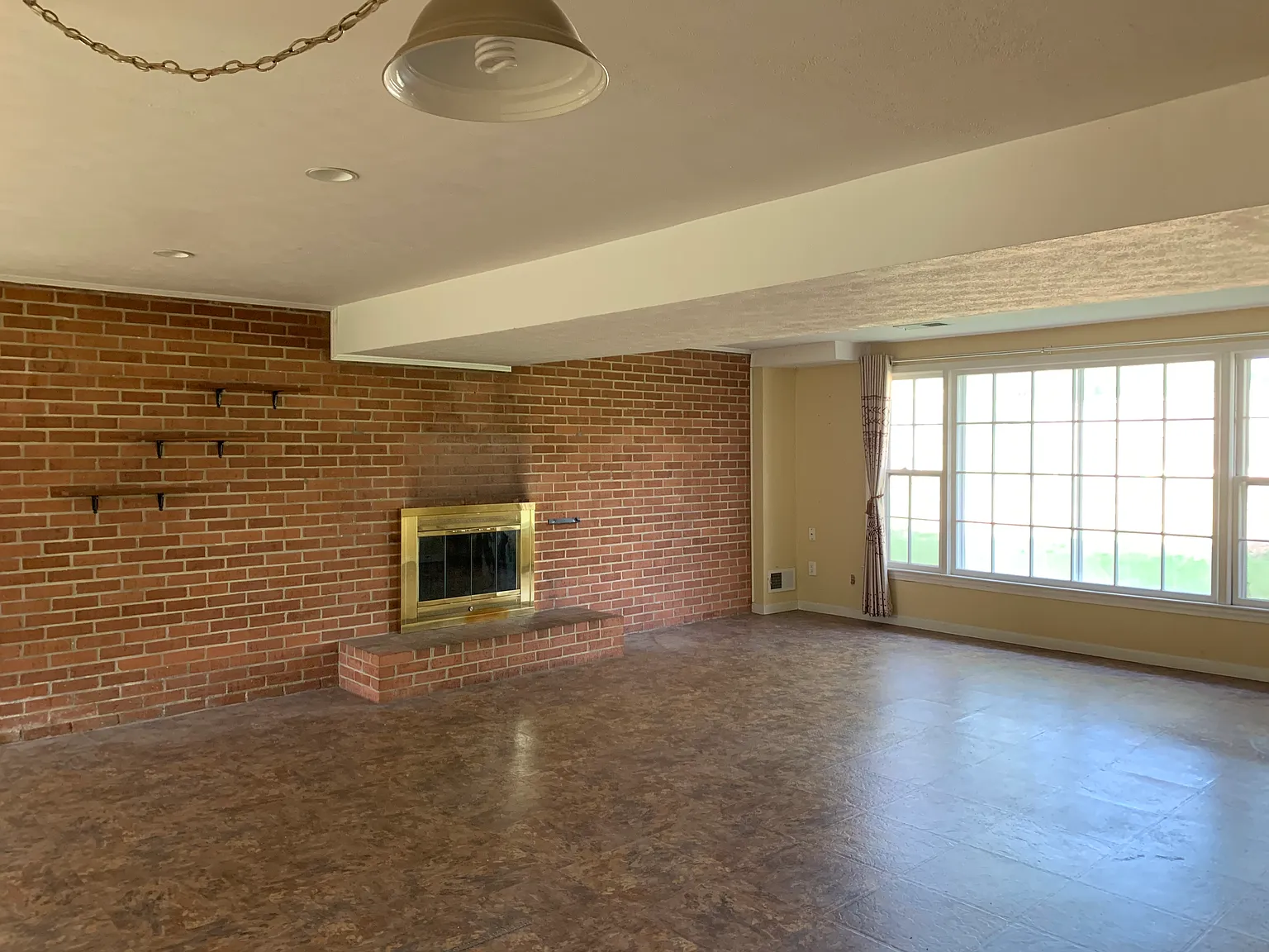 Scarlet Oak Dr, Gaithersburg — Photo 1