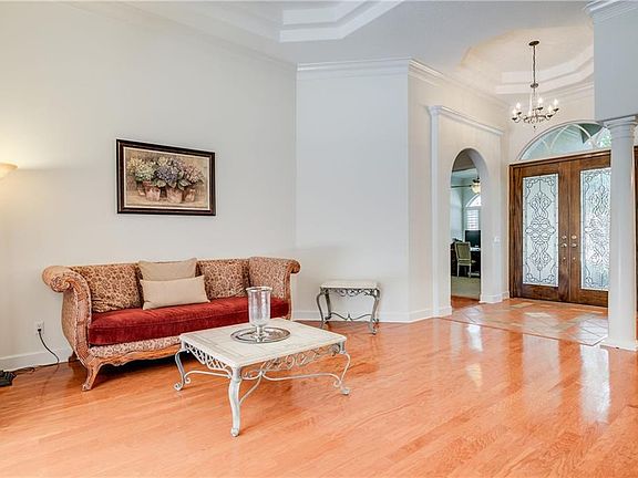 5th image of 1584 Canopy Oaks Blvd