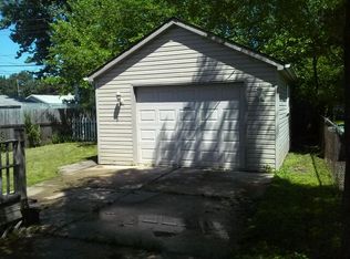 1737 E Madge Ave, Hazel Park, MI
