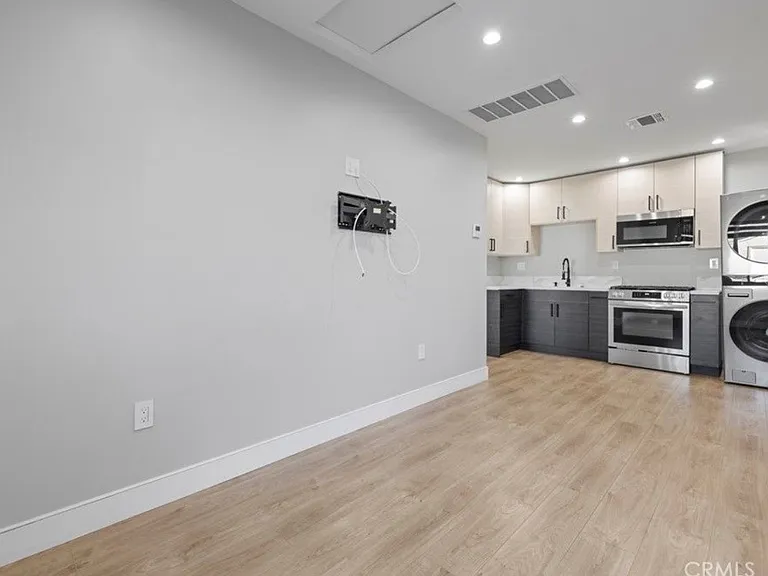 9844-9846 Monogram Ave — Photo 3