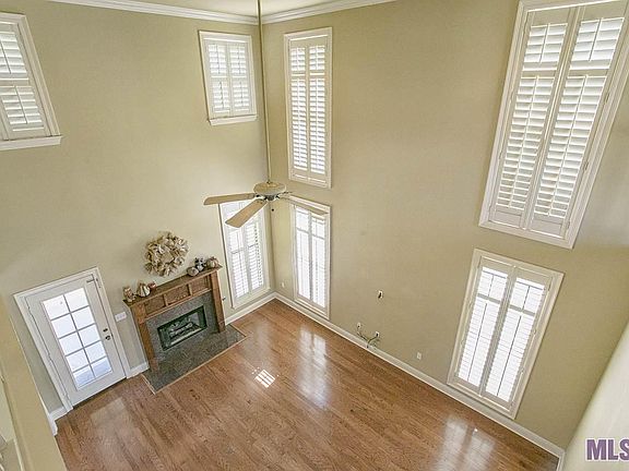 5th image of 14320 Maywood Ct