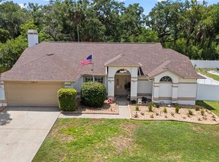 2739 Horseshoe Dr, Plant City, FL 33566