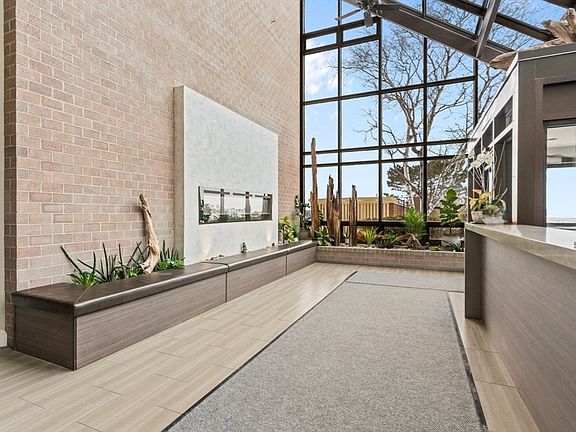 2nd image of 1 Seal Harbor Rd APT 812