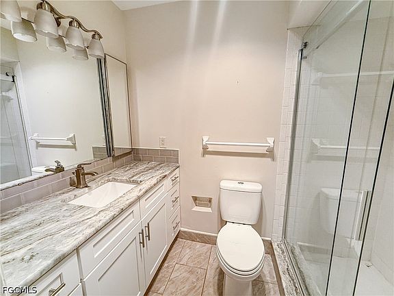 3rd image of 1398 Myerlee Country Club Blvd