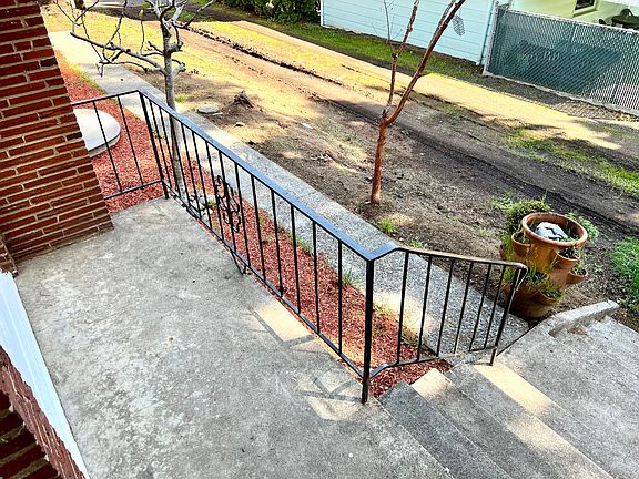 2nd image of 3910 NW Franklin St #B