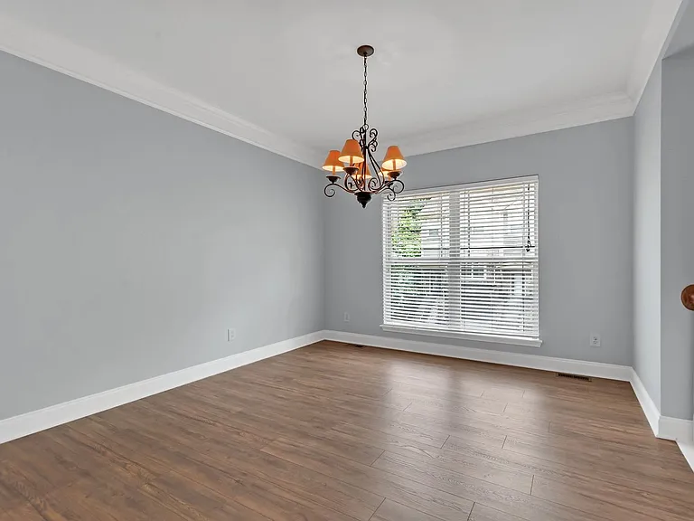1072 Woodbury Falls Dr — Photo 9