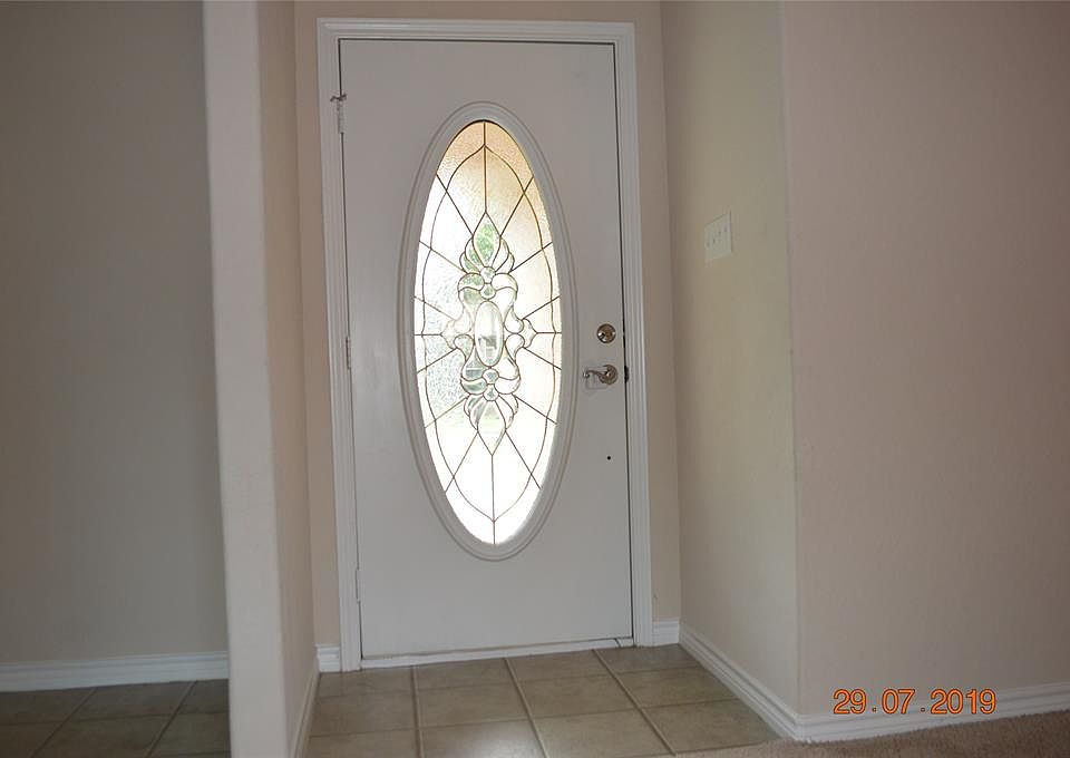 1st image of 135 Silverbell Cir