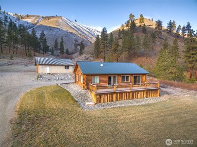 244 Howling Moon Lane, Chelan, WA, 98816