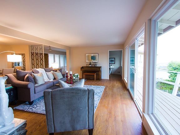 5th image of 2525 Nanette Dr
