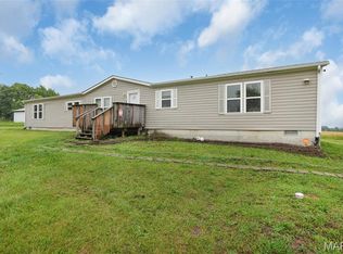 1558 Sugar Grove Rd, Troy, MO 63379