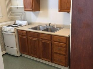 27 S Main St APT 1, Woodstown, NJ 08098