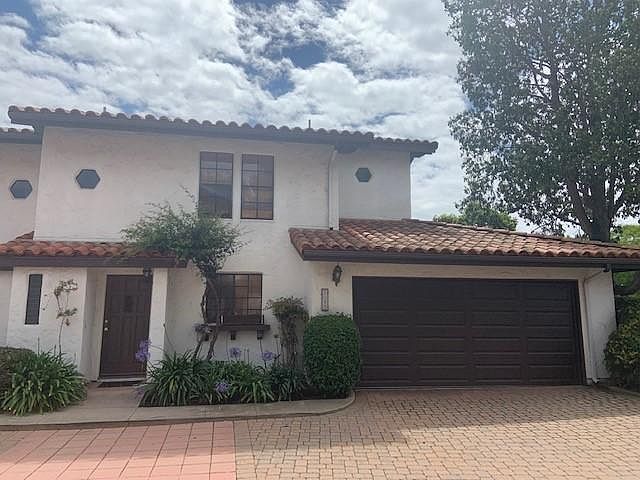 1st image of 2080 Cliff Dr
