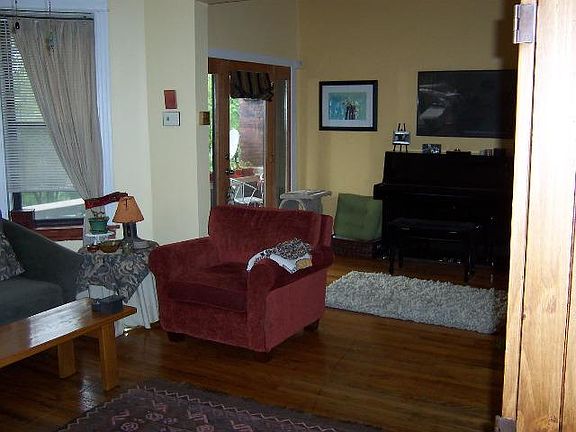 4th image of 1931 N Humboldt Blvd #1