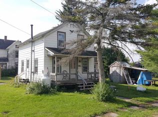 38 Dorwin St, Gouverneur, NY 13642