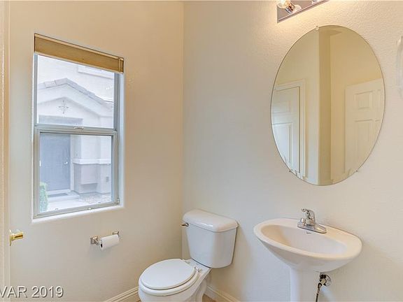 3rd image of 2093 Scanlon Ferry Ct Unit 101
