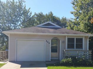 550 W 21st St, Holland, MI