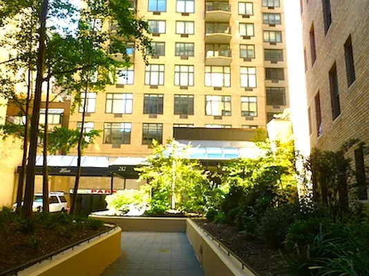 Rented by Manhattan Only Real Estate | media 44