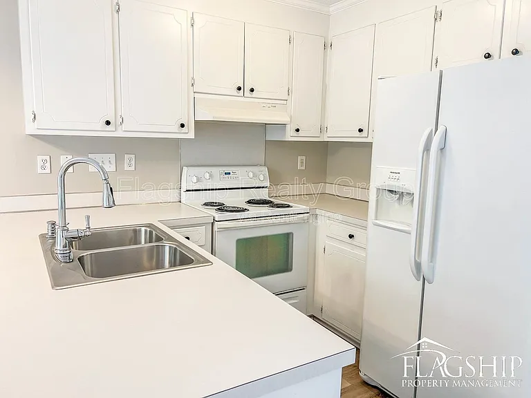 1035 Spring Forest Rd #D7 — Photo 9