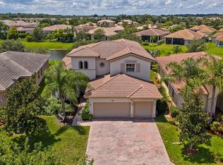 1985 Newmark Cir SW, Vero Beach, FL 32968