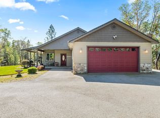 1095 Ingalls Ln, Wilderville, OR 97543