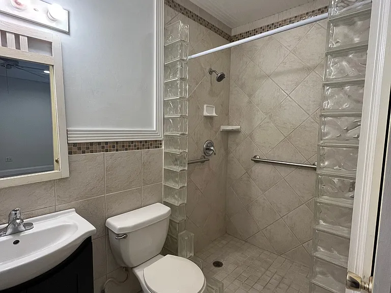 3222 Hammersmith Rd — Photo 11