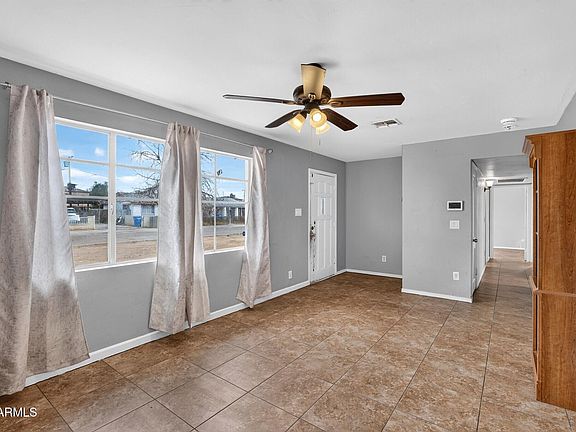 4th image of 1032 N 27TH Drive