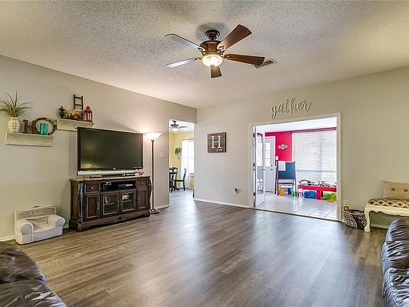 5th image of 6512 Nellie Dr